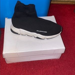 Runner sneakers
